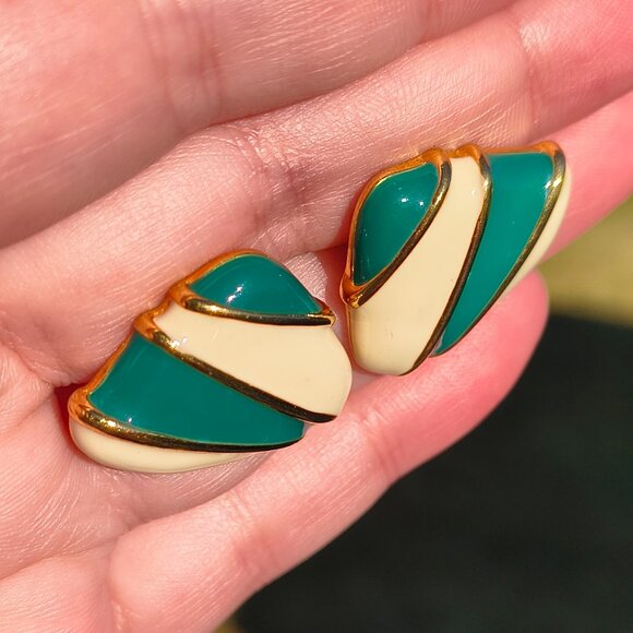 Vintage Jaclyn Smith Teal & Ivory Glam Statement Earrings - Picture 5 of 6
